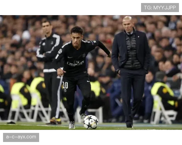 加纳乔与维尼修斯：速度型边锋成长轨迹对比分析