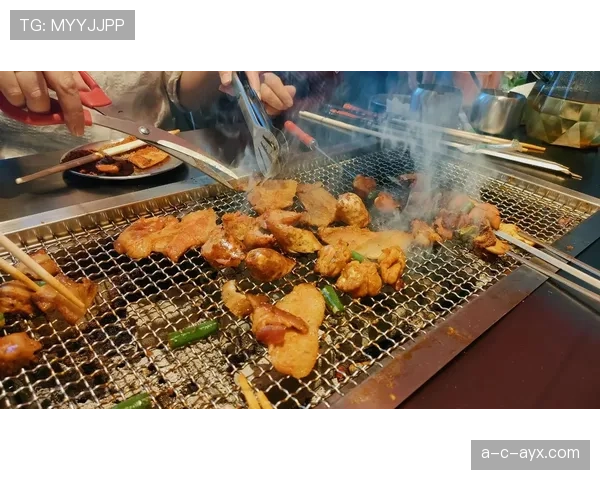 翁泓阳训练完直接去夜市吃烧烤，自律人设崩了？